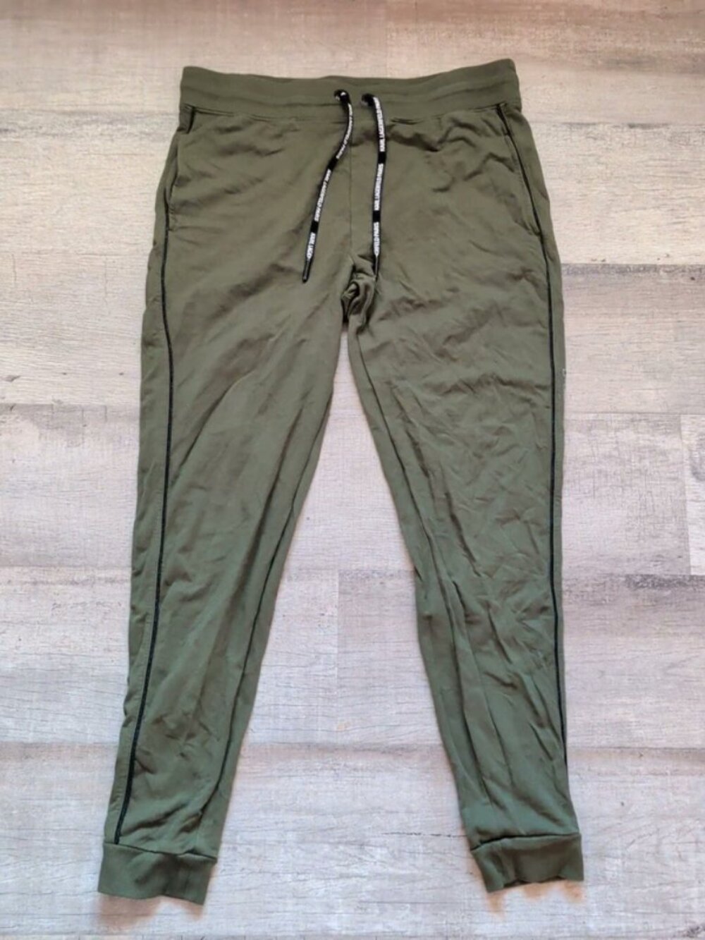 Karl Lagerfeld Paris Women's Joggers Size M Olive Green Modal Sweatpants